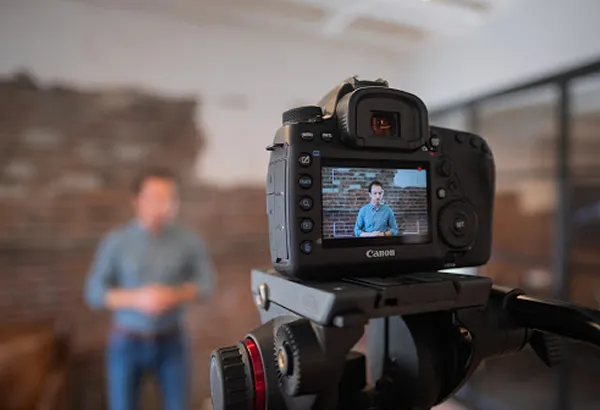 Elau factory - Image La vie en vidéo